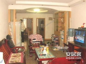 云趣园小区黄金楼层精品三居，紧邻回龙观公交总站，低于市场价急售